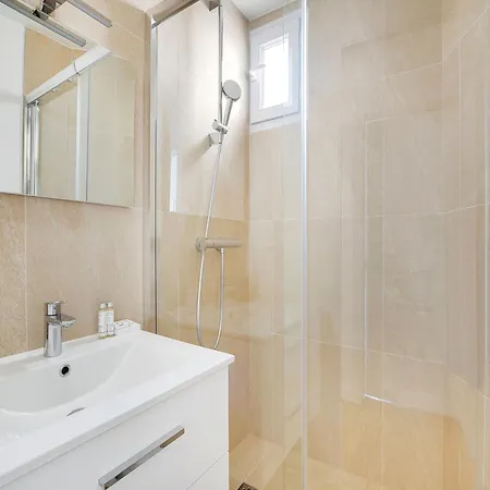 Very Appt 1 Bdr 2p- Voltaire Charonne Apartman *